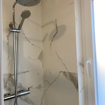 호스텔 Casa Augusta 4 *