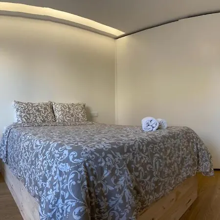 Casa Augusta 4 호스텔 브라가