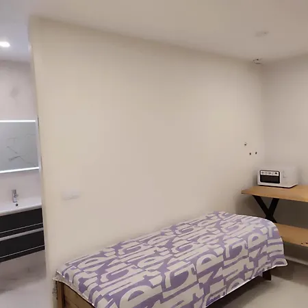 Casa Augusta 4 Hostel *