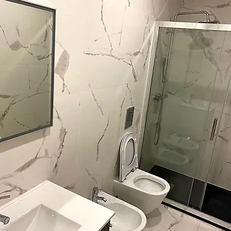 Casa Augusta 4 بيت شباب