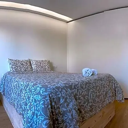 Casa Augusta 4 بيت شباب براغا