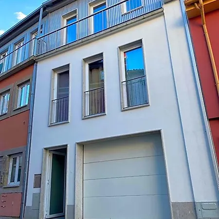 Casa Augusta 4 بيت شباب *