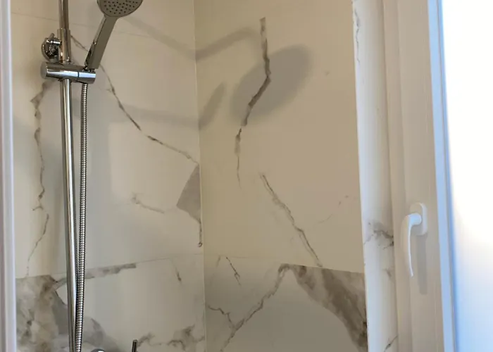 Auberge de jeunesse Casa Augusta 4 *